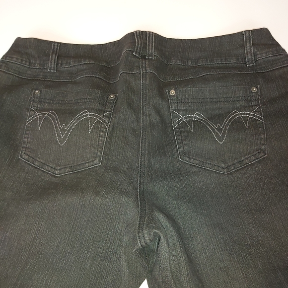 Black boot cut jeans - Picture 7 of 10